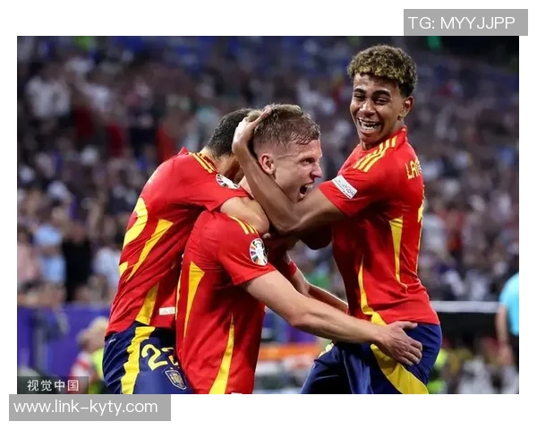 弗里克称赞姆巴佩为当今最佳前锋并透露亚马尔有望决赛首发出战